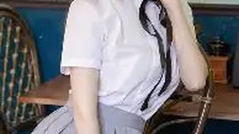 库里鼻伤依旧爆发26分11助，重现高效三分风采